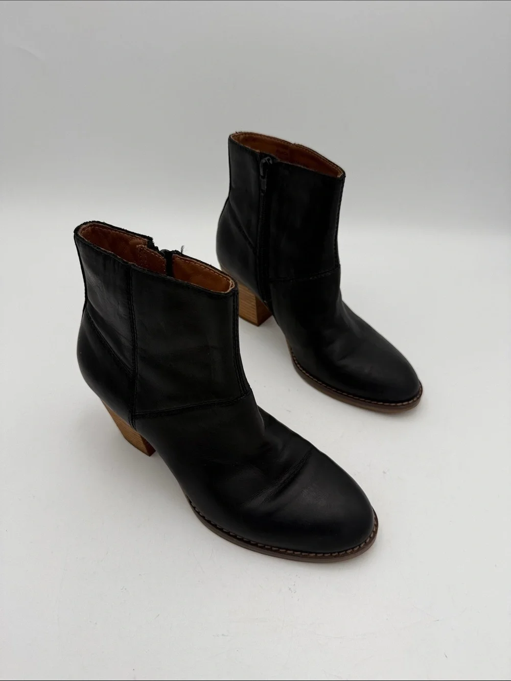 House of Harlow 1960 Black Leather Ankle Booties women Stacked Heel 6.5 M Y2K